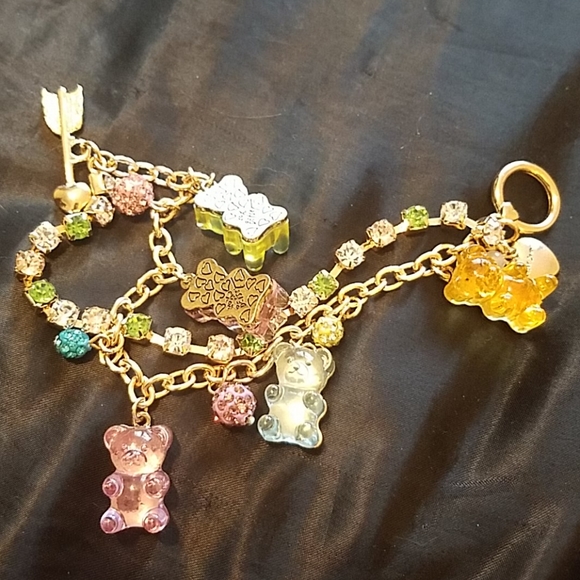 Betsey Johnson gummy bears pastel bracelet - Picture 3 of 4